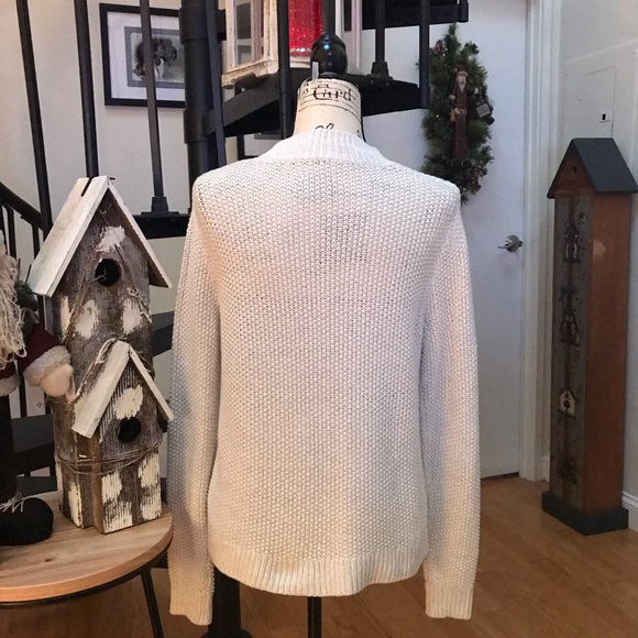 Abercrombie & Fitch cable knit sweater! NWOT💕 - Picture 4 of 6
